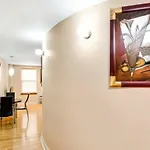 Stylish 1Bd Loft In Center City